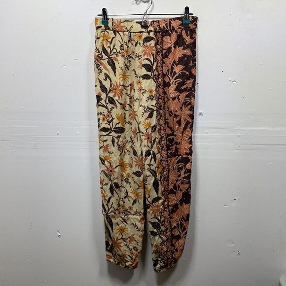 Anthropologie Neutral Floral Smocked Balloon Leg Pants Size 2 - Picture 6 of 6